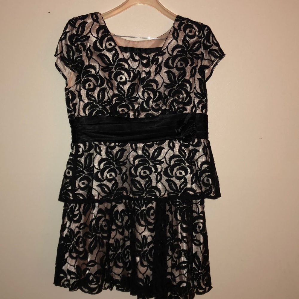 Brand new Marina 2 pieces lace size 8 - Picture 2 of 6